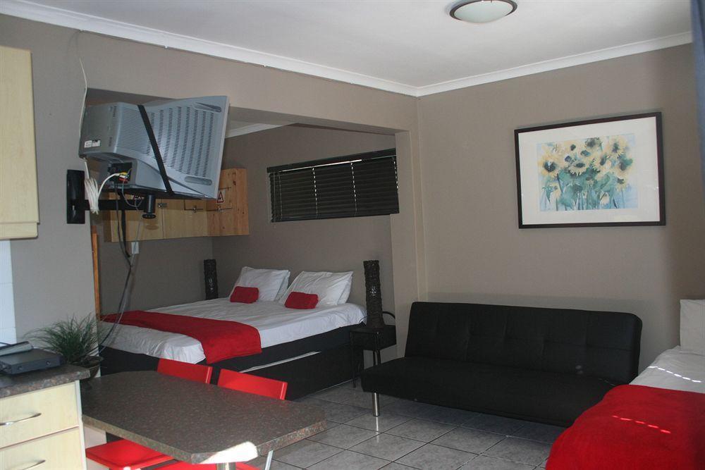 Colors Of Cape Town Lodge Eksteriør billede
