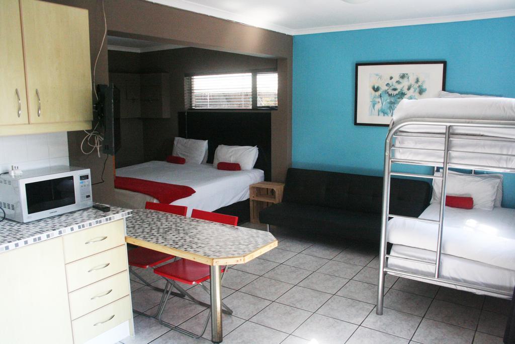 Colors Of Cape Town Lodge Eksteriør billede